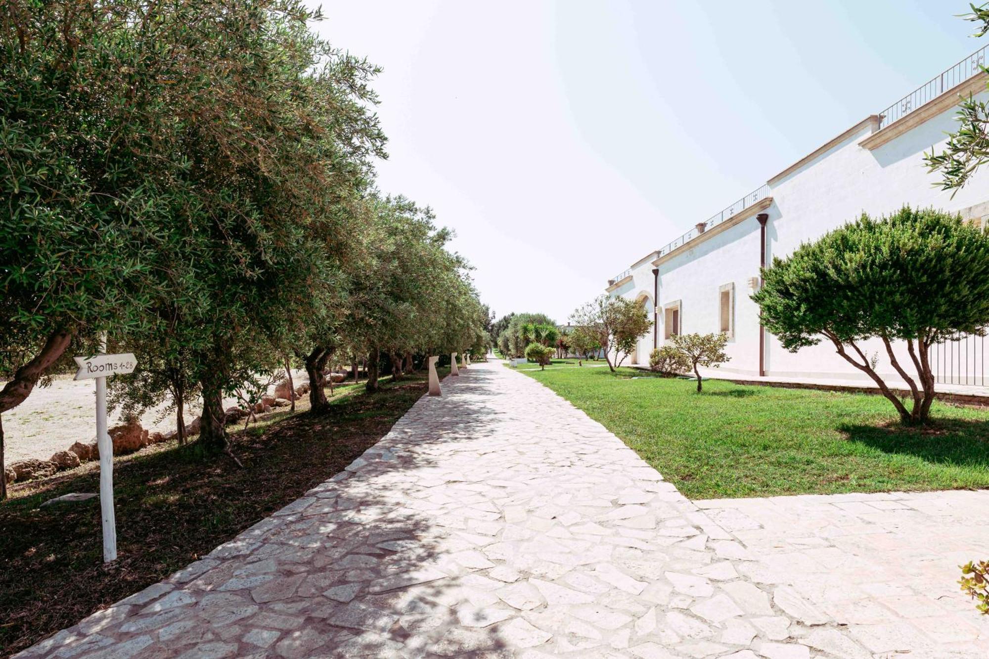 Casale del Murgese Country Resort Savelletri Esterno foto