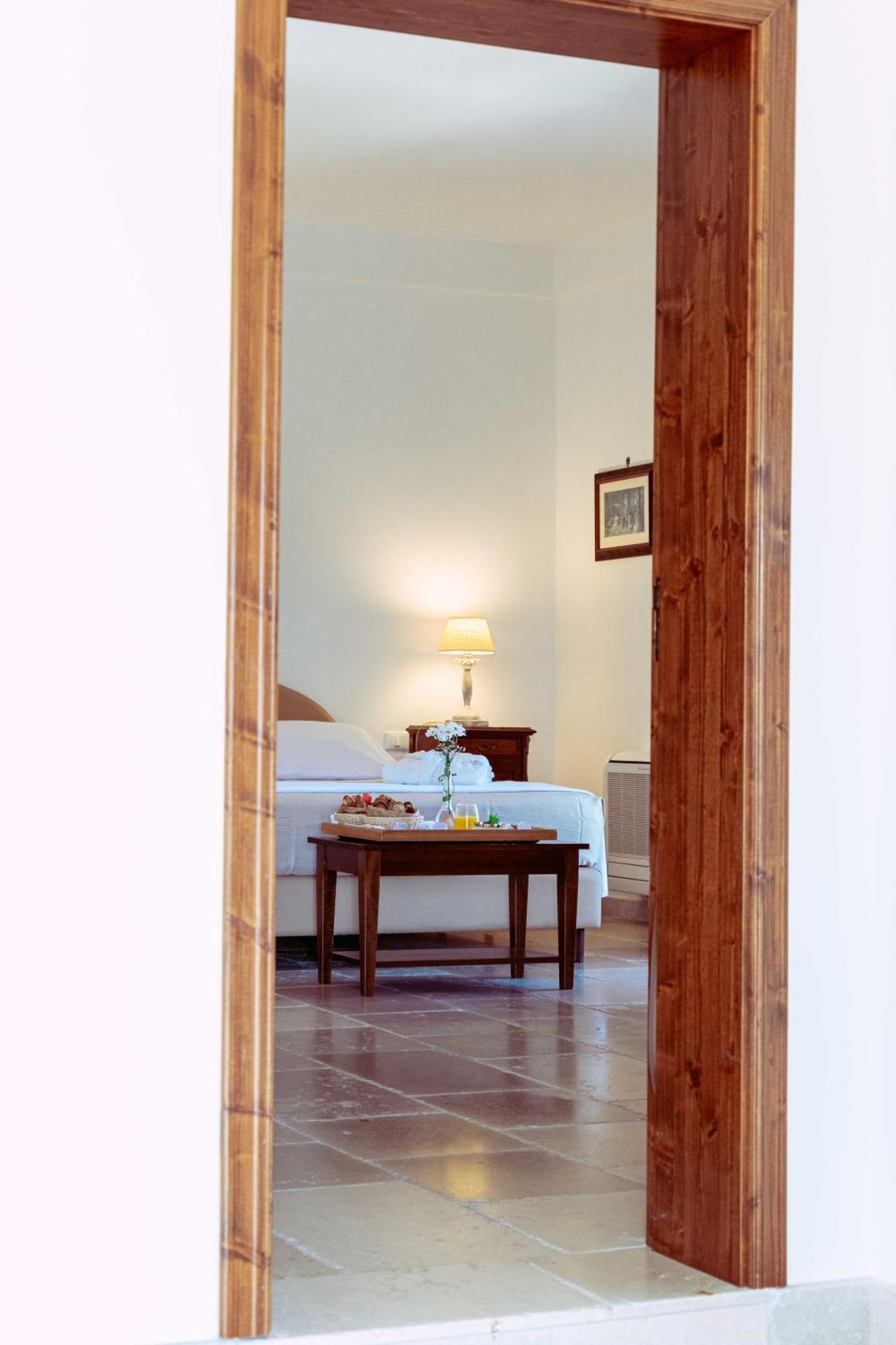 Casale del Murgese Country Resort Savelletri Esterno foto